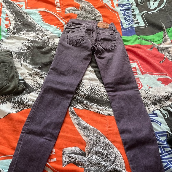 2 Pears - True Religion Woman’s Jeans - Picture 2 of 5